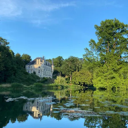 Tatil Evi La Maison Du Gardien Domaine Du Chateau Des Loups