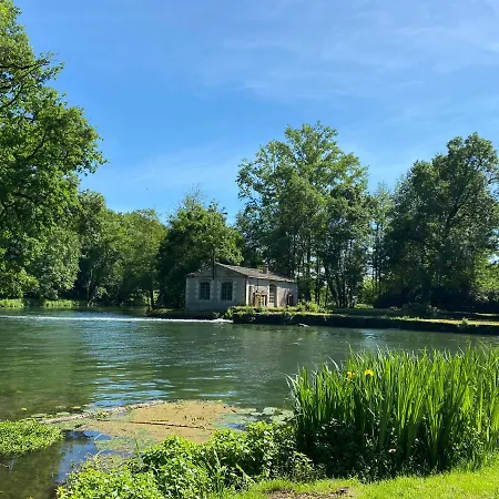 Tatil Evi La Maison Du Gardien Domaine Du Chateau Des Loups *