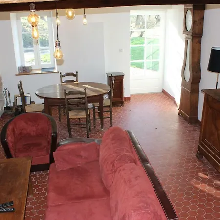 La Maison Du Gardien Domaine Du Chateau Des Loups * Echire