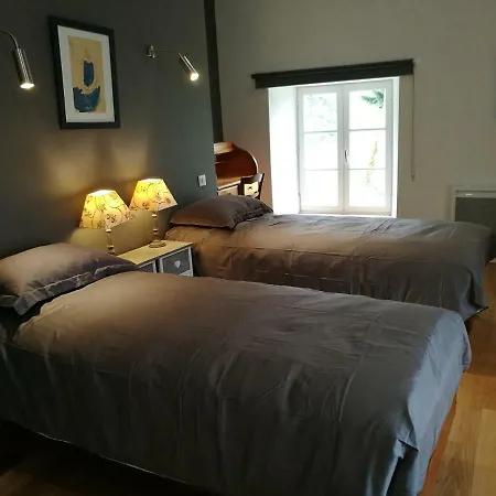 La Maison Du Gardien Domaine Du Chateau Des Loups Tatil Evi Echire