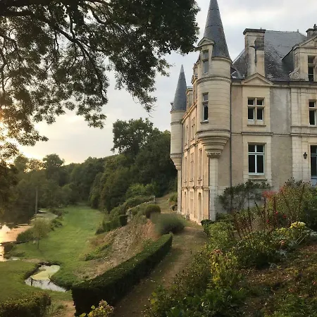 Tatil Evi La Maison Du Gardien Domaine Du Chateau Des Loups Echire