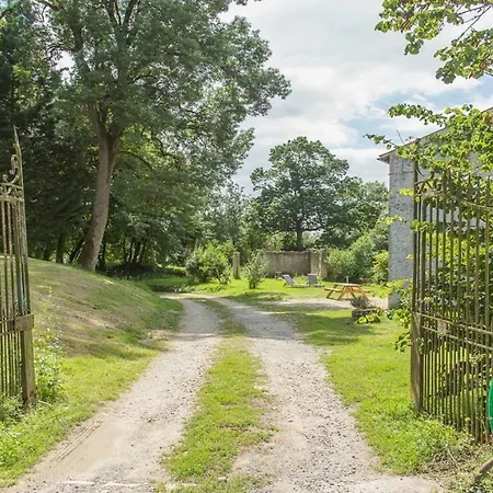 Tatil Evi La Maison Du Gardien Domaine Du Chateau Des Loups *